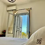Luxury 1932 Bed & Breakfast 4*
