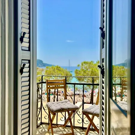 Bed & Breakfast Guesthouse 1932 4*