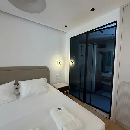 Luxury 1932 Oda ve Kahvaltı 4*
