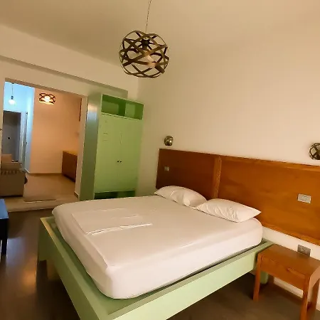 Luxury Seafront 1932 Himare Bed & Breakfast Himare