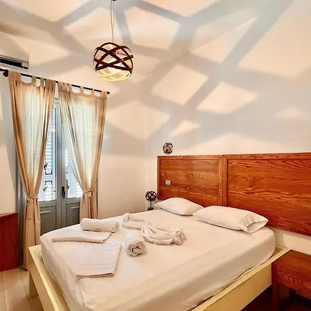 לינה וארוחת בוקר Luxury 1932