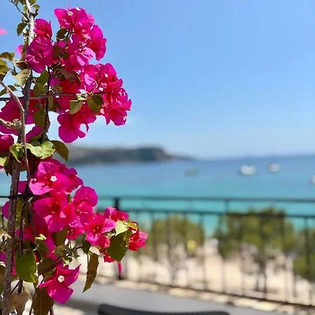 Luxury Seafront 1932 Himare 4* Himare