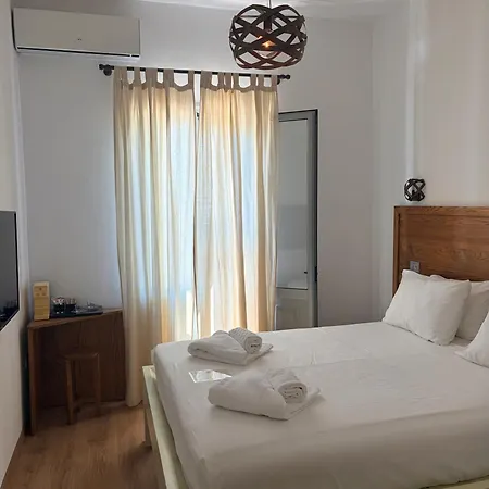 Luxury 1932 לינה וארוחת בוקר הימארה