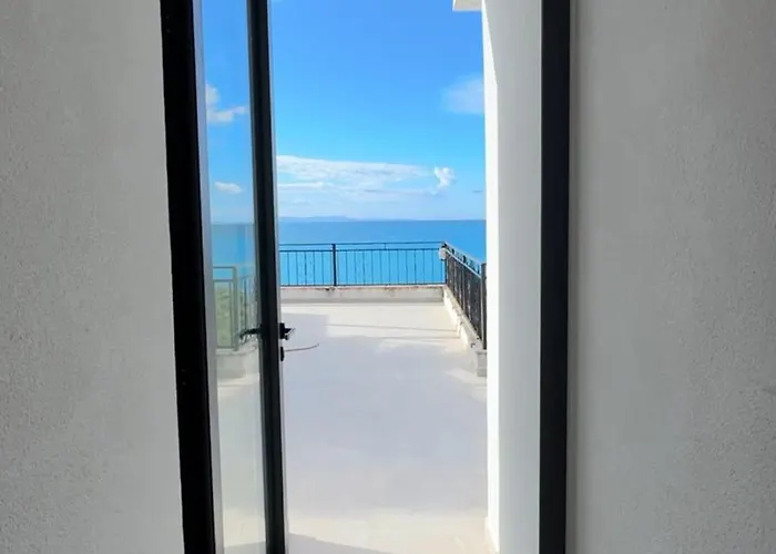 住宿加早餐酒店 Luxury Seafront 1932 4*