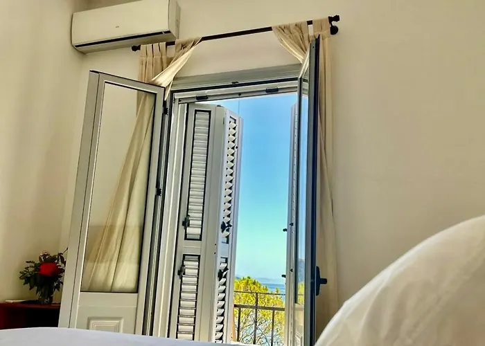 Luxury Seafront 1932 住宿加早餐酒店 4*