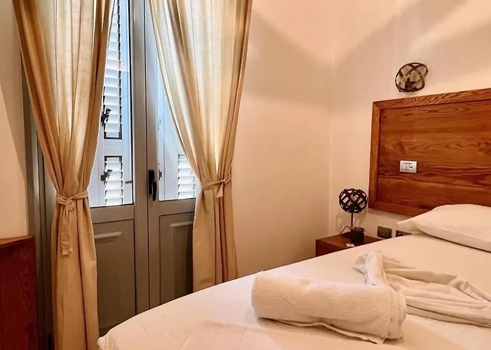 住宿加早餐酒店 Luxury Seafront 1932 4*