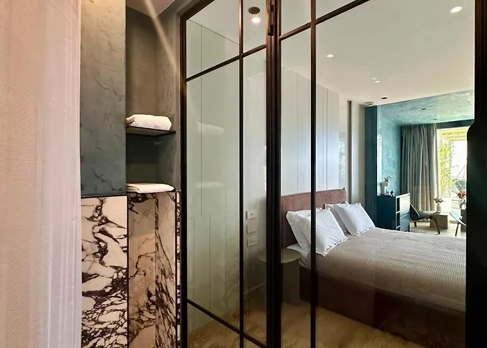 Luxury Seafront 1932 住宿加早餐酒店 4*